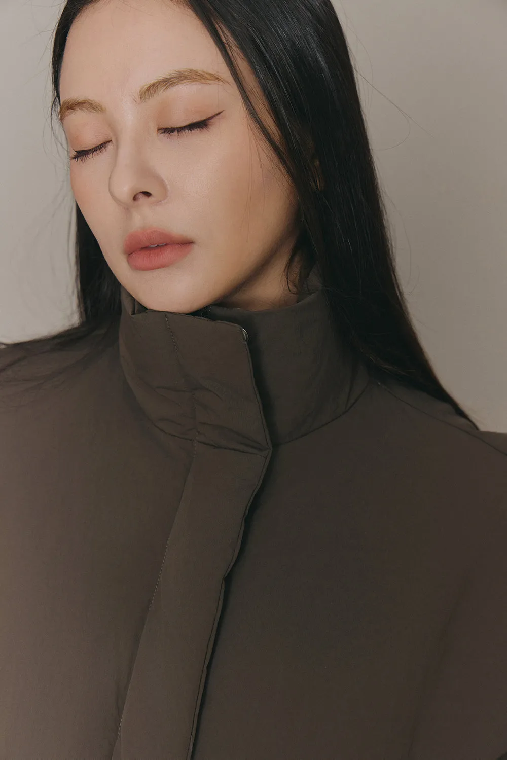 高領極暖90%白鴨絨外套<br>High-Neck Puffer Jacket