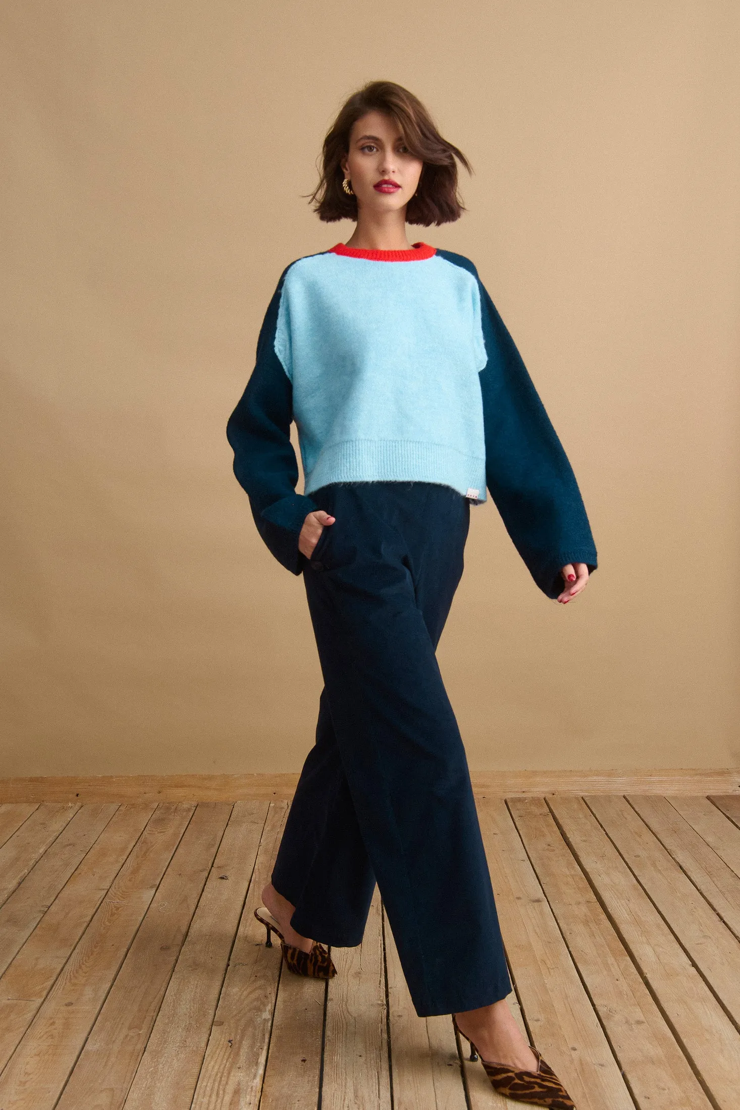 Bria Sweater (Light Blue)