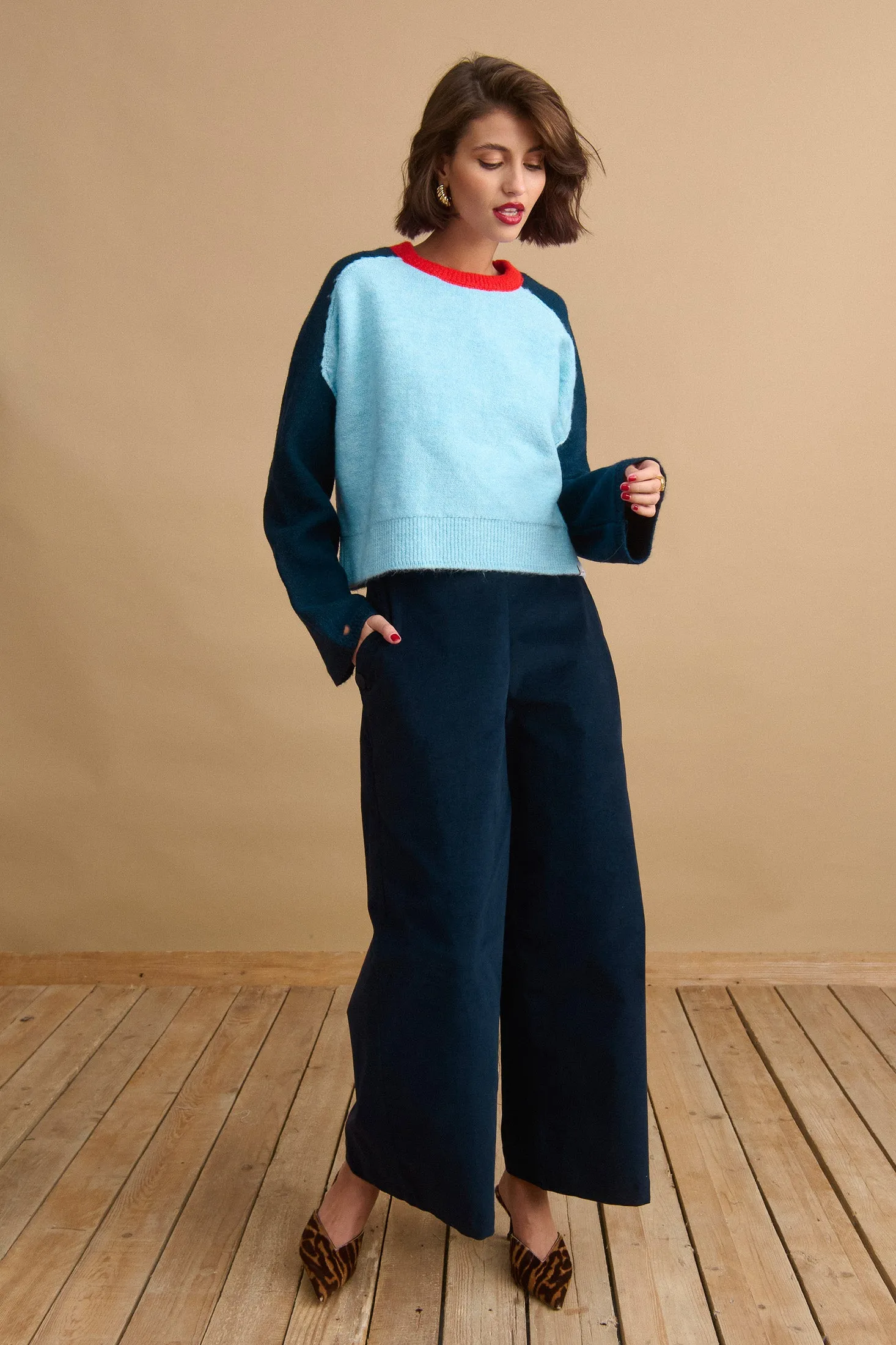 Bria Sweater (Light Blue)