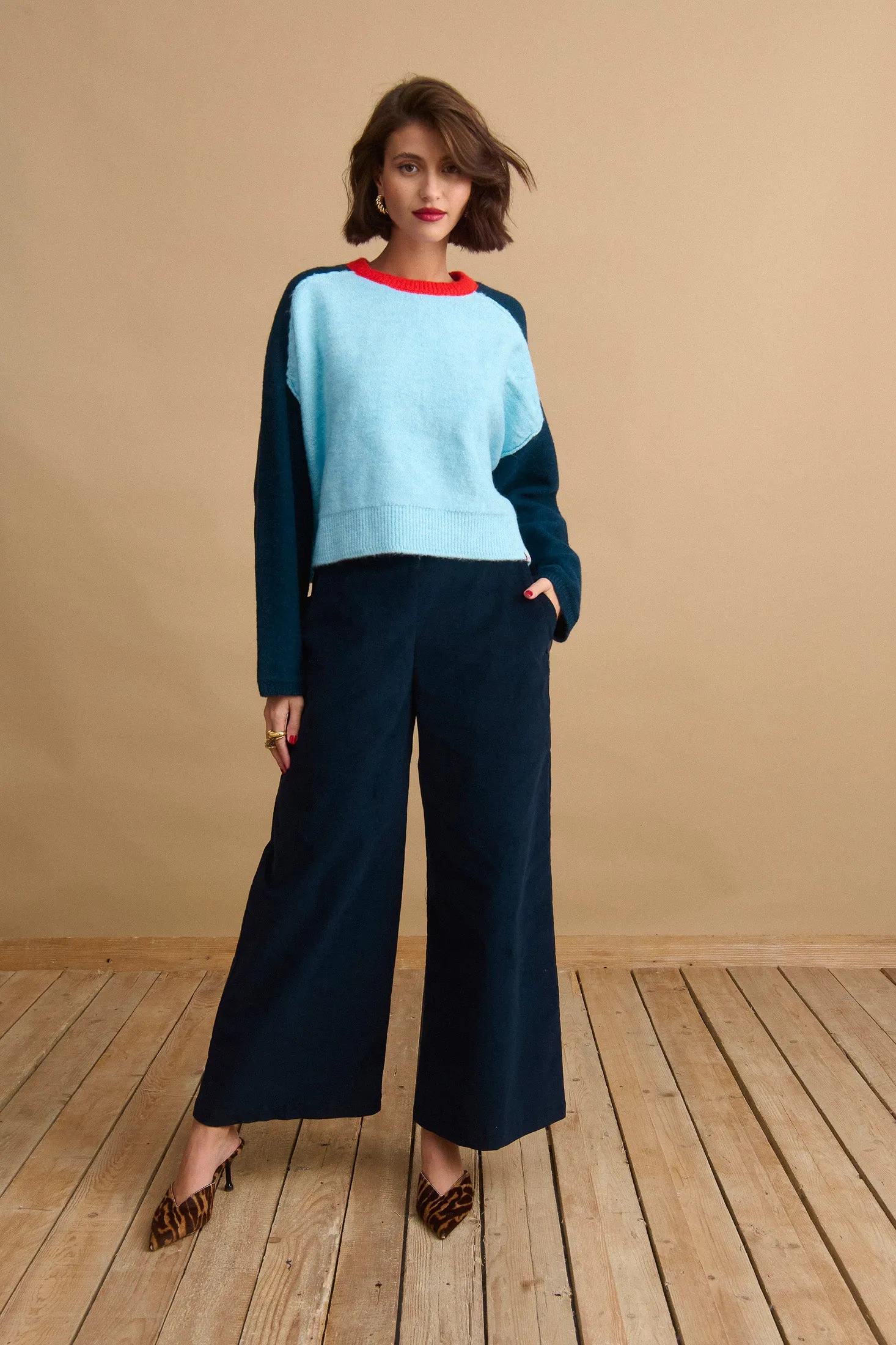 Bria Sweater (Light Blue)