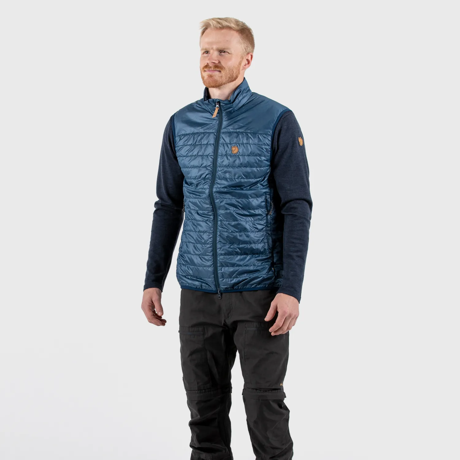 Fjällräven Men&#x27;s Abisko Padded Vest Arctic Green | Buy Fjällräven Men&#x27;s Abisko Padded Vest Arctic Green here | Outnorth