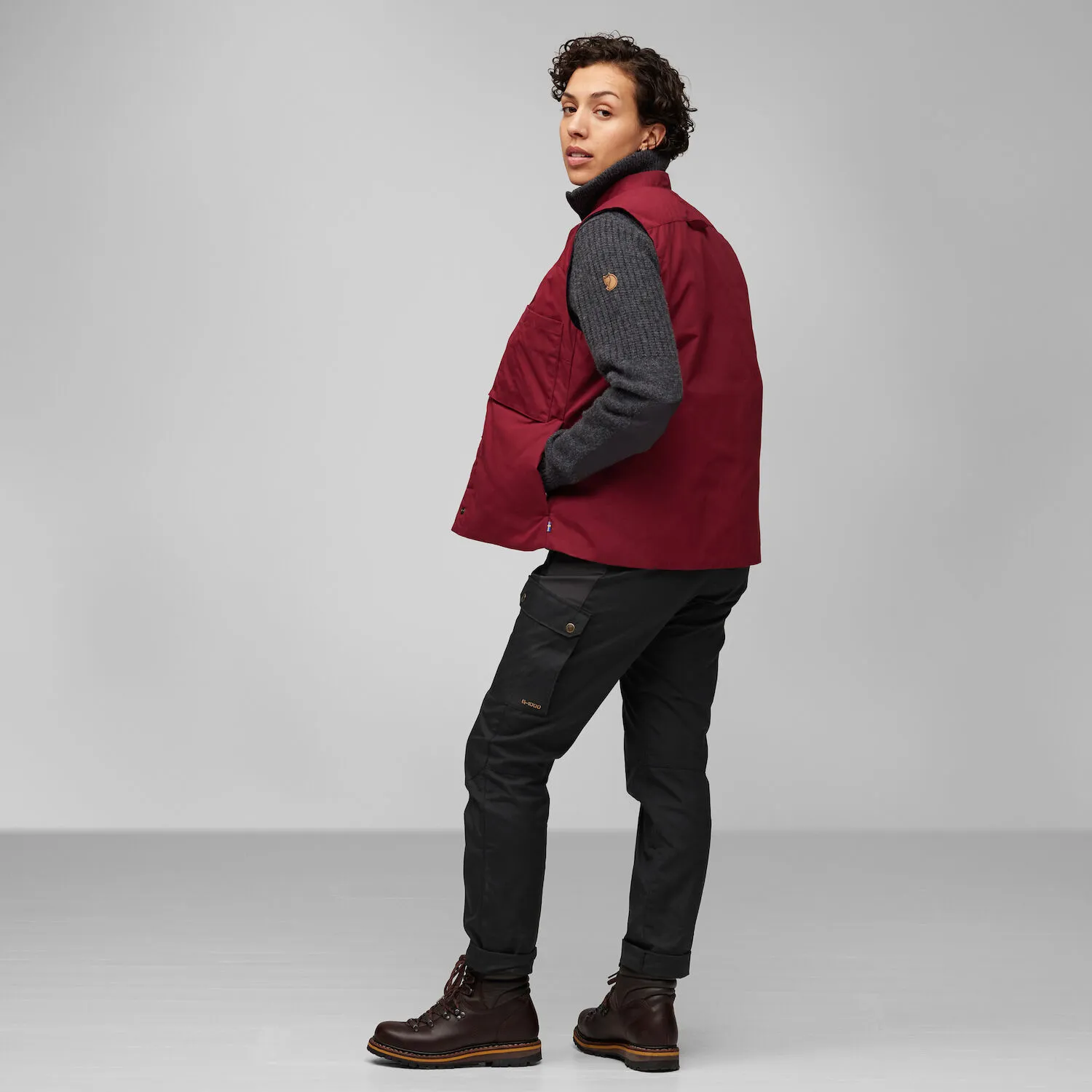 Fjällräven Women&#x27;s Singi Padded Vest Buckwheat Brown | Buy Fjällräven Women&#x27;s Singi Padded Vest Buckwheat Brown here | Outnorth