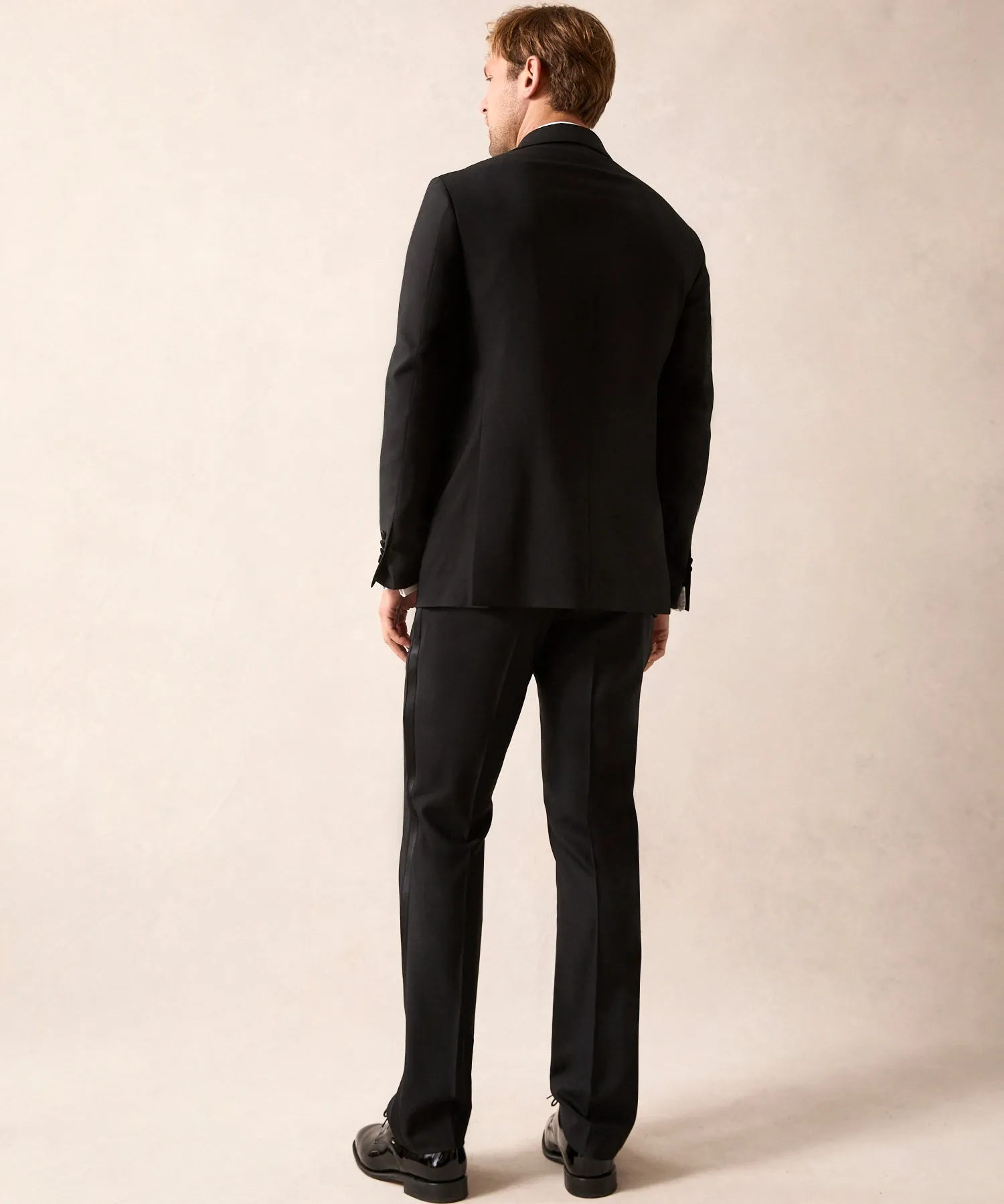 Italian Peak Lapel Tuxedo Jacket in Black