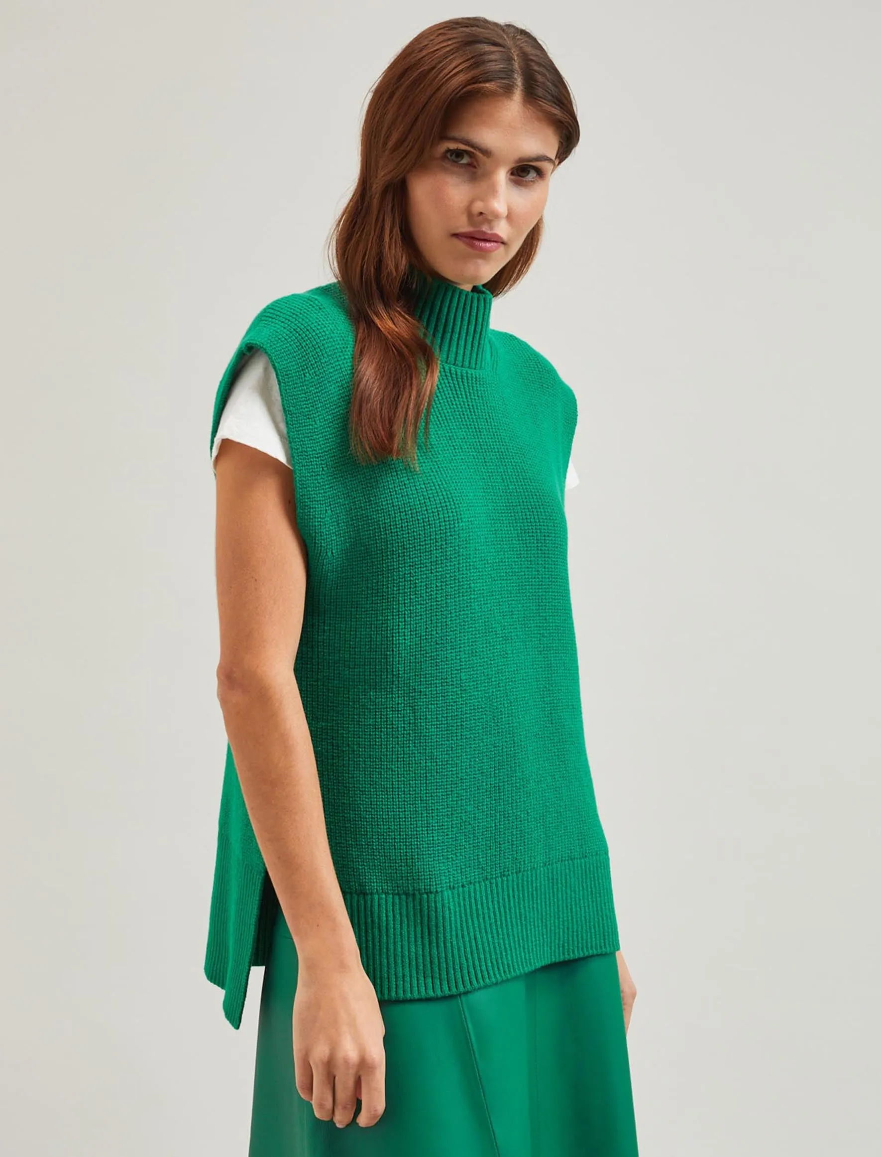 Janice Cotton Blend Funnel Neck Sleeveless Jumper - Emerald Green