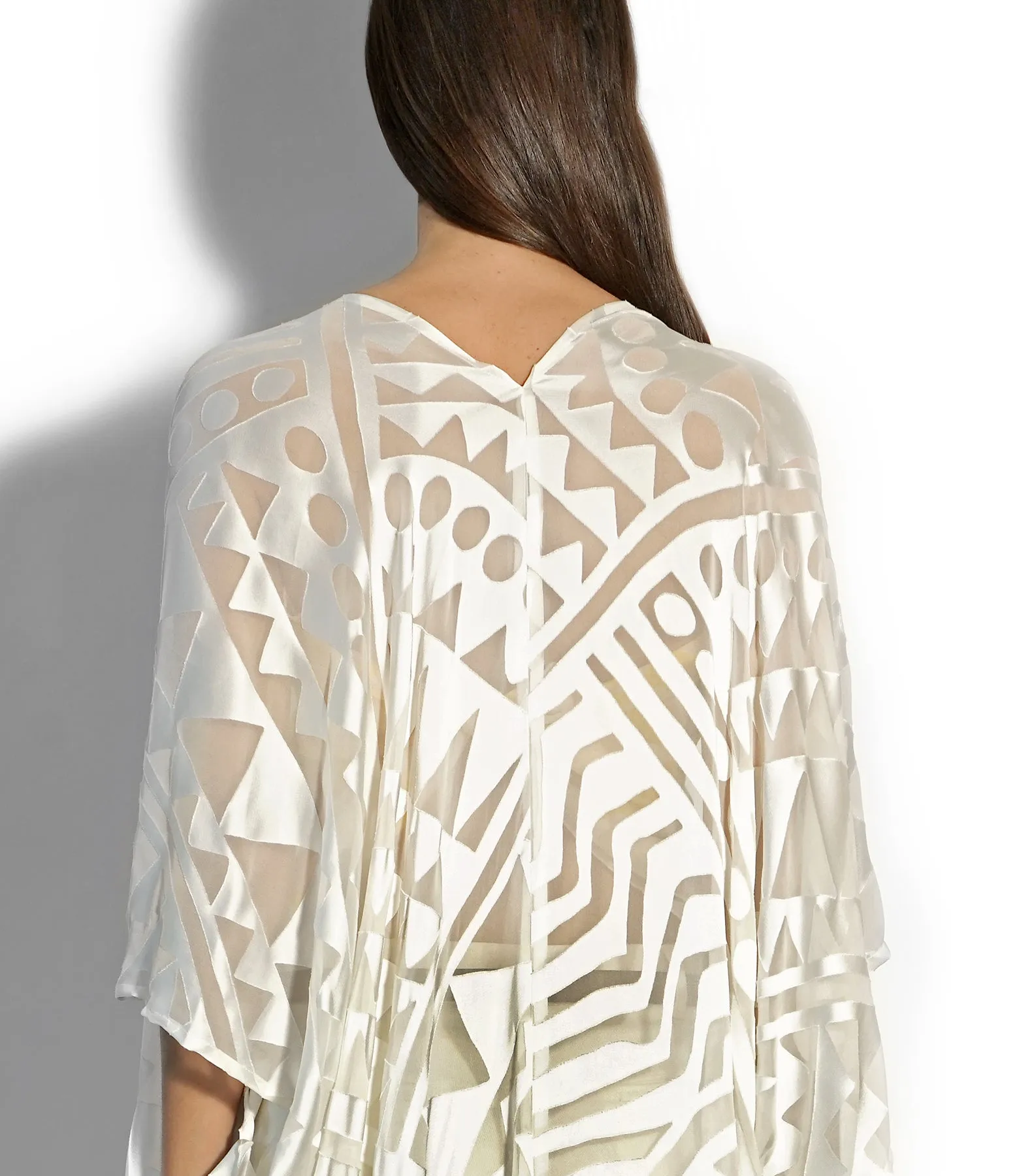 NOMAD COVER-UP IVORY