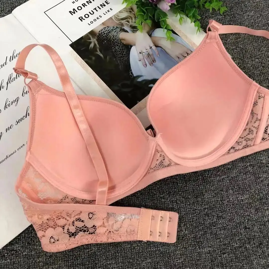 Peach Lacy Padded T-Shirt Bra - Wired / Non-WIred