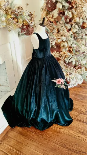 Penelope Velvet gown -Jewel green Tie back (6 Year - Petite 9 Year)